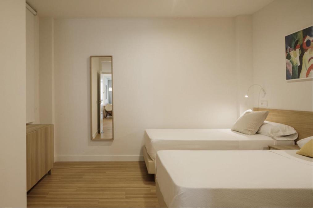 Mush Room Apartamentos Севилья Экстерьер фото